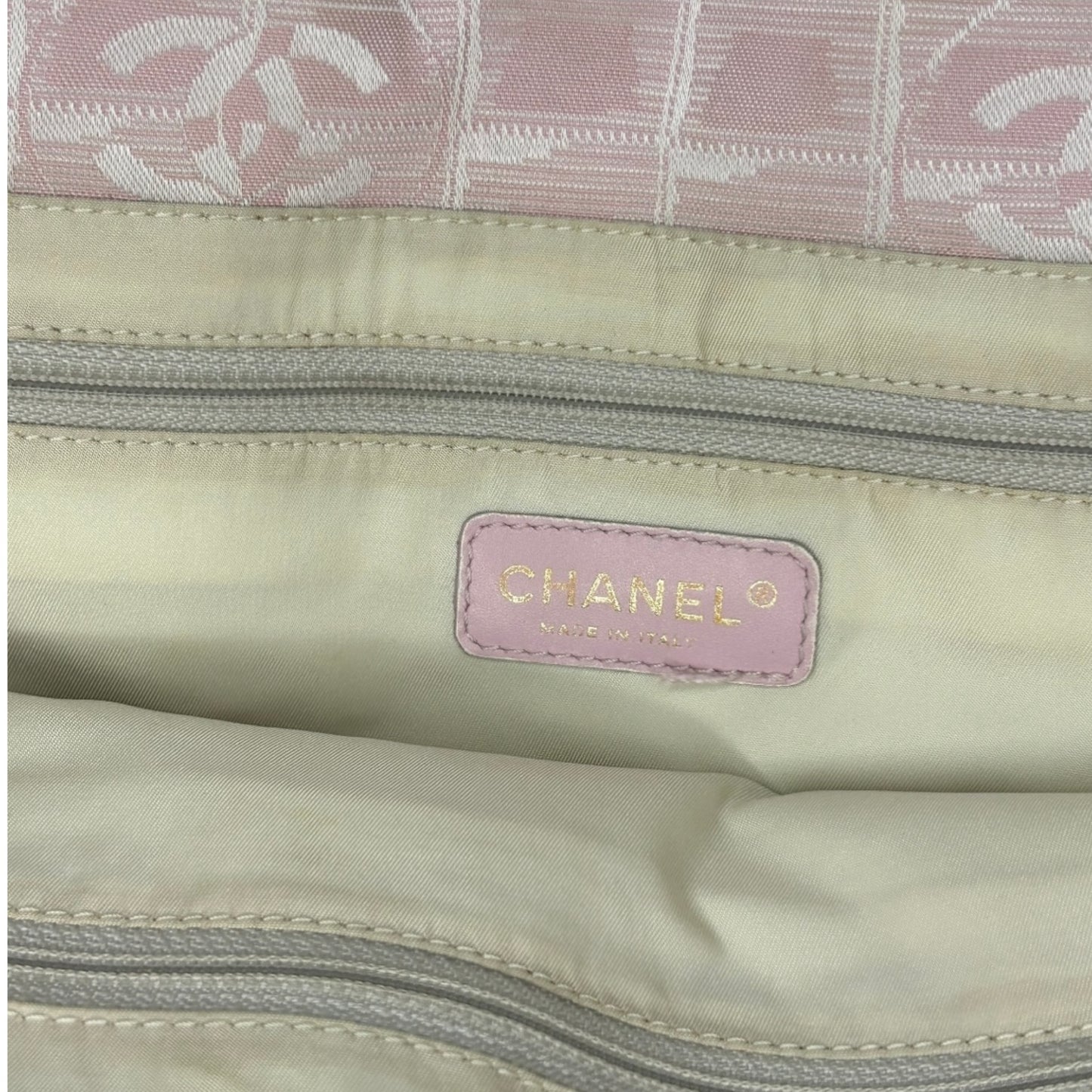 Vintage Chanel new travel line tote bag