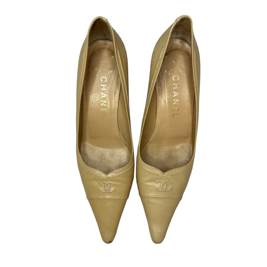 Vintage Chanel nude CC logo interlock leather pumps/38