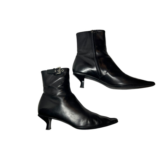 Vintage Prada black leather ankle boots / 39