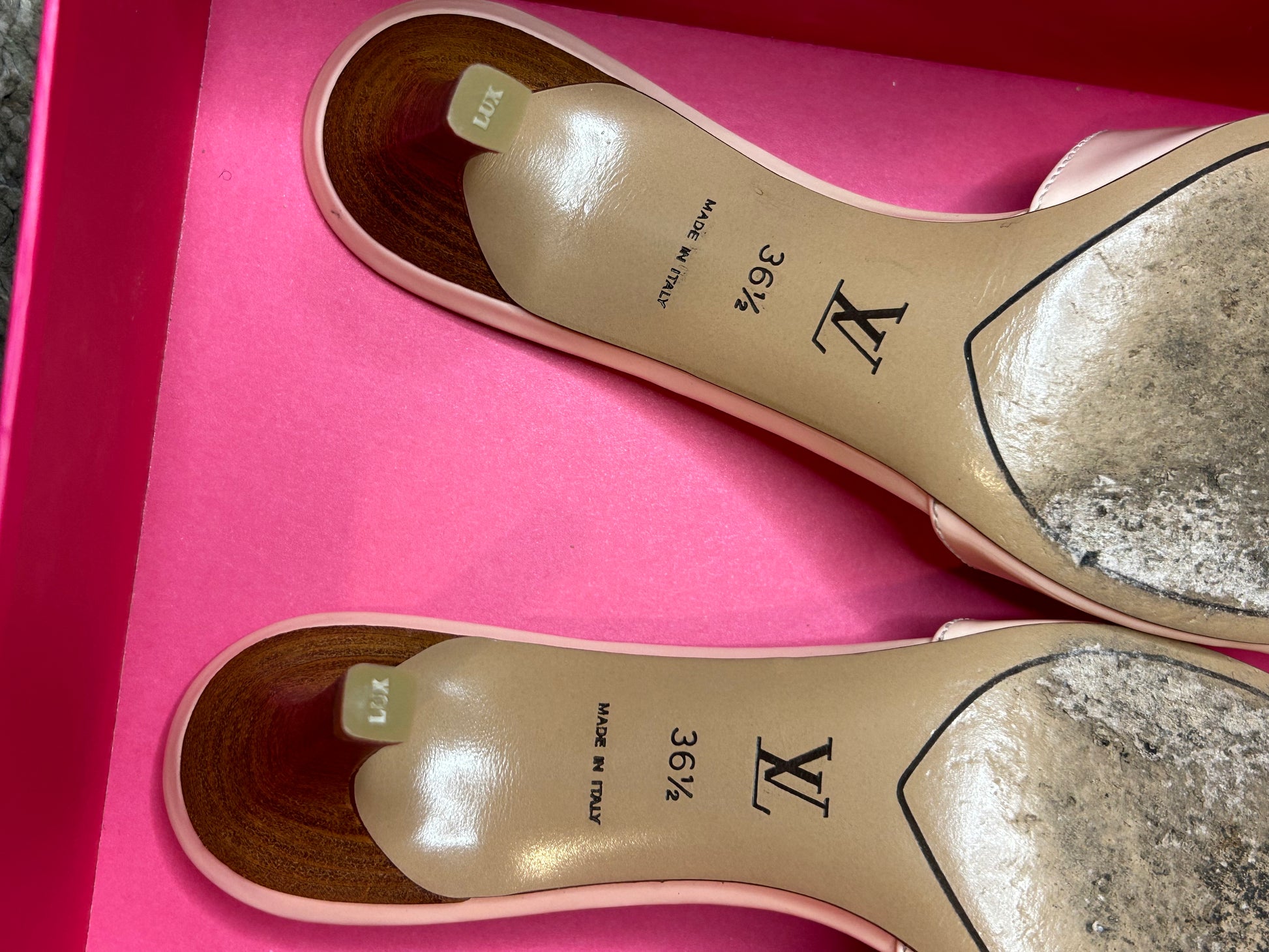 Vintage Louis Vuitton pink dice mules – Fivedotsvintage